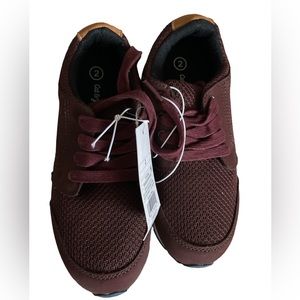 Boys burgundy shoes, size 2. Brand new.